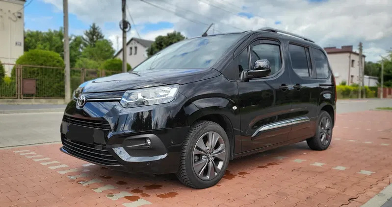 pomorskie Toyota Proace City Verso cena 129603 przebieg: 36000, rok produkcji 2022 z Warszawa